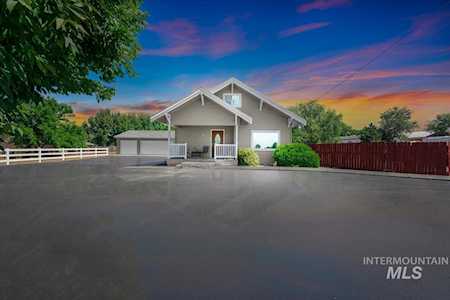 10 S Robinson Road Nampa, ID 83687-8901