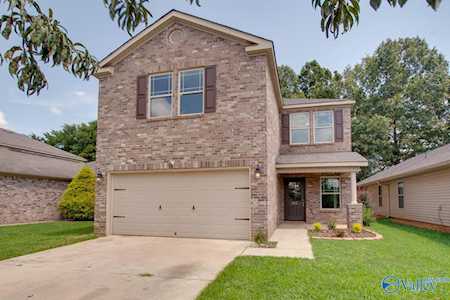 211 Bermuda Lakes Drive Meridianville, AL 35759