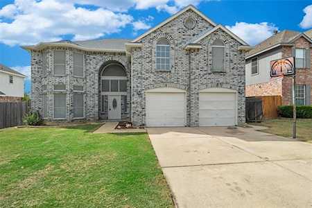 6200 Kingswood Drive Arlington, TX 76001