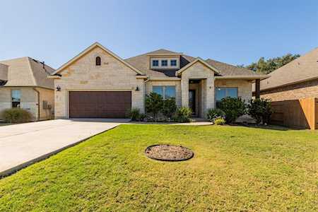 124 Red Granite DR Dripping Springs, TX 78620