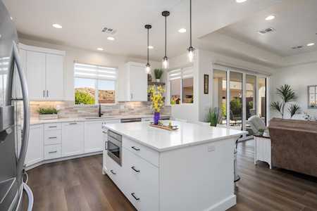 426 E Zion Trl N Toquerville, UT 84774