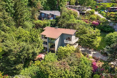 2660 SW 151st Place Burien, WA 98166