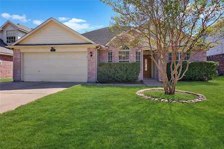 18715 Spinney Lane Dr Cypress, TX 77433