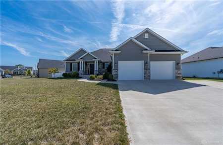 678 Whitechurch Way Troy, OH 45373