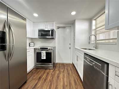 2441 SW 82nd Ave #201 Davie, FL 33324