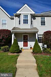 337 Jenville Ct Coatesville, PA 19320