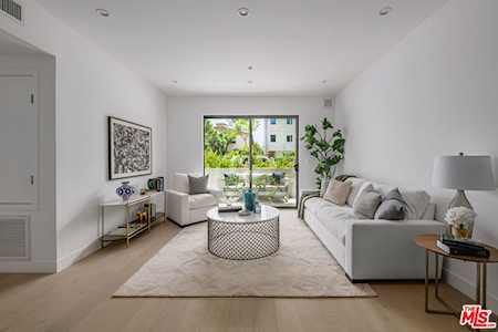 1123 S Shenandoah St #201 Los Angeles, CA 90035