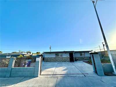4921 Billman Ave Las Vegas, NV 89121
