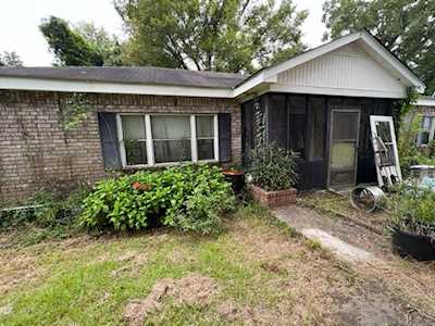 1908 Savage Road Charleston, SC 29407