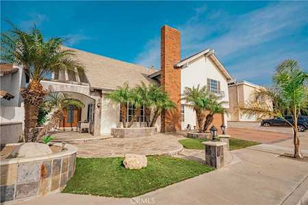 5339 Vista Hermosa Cypress, CA 90630