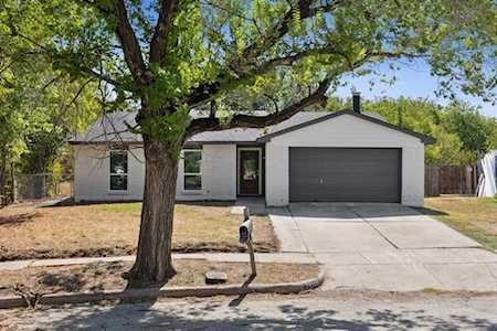2320 Tallowood Court Fort Worth, TX 76131