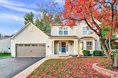 121 Prairie Ridge Dr Woodstock, IL 60098