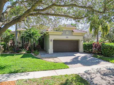 7784 NW 123rd Ave Parkland, FL 33076