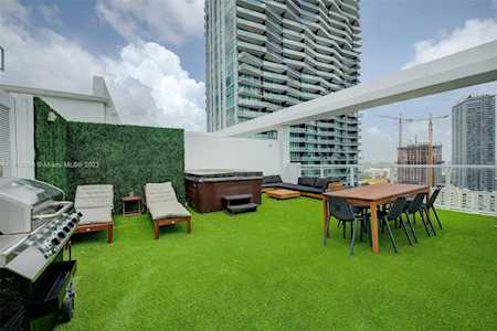 601 NE 27th St #1401 Miami, FL 33137