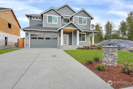 7628 173rd Street Ct E Puyallup, WA 98375