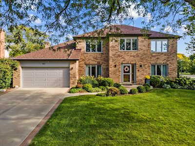 831 Bellingrath Ct Naperville, IL 60563