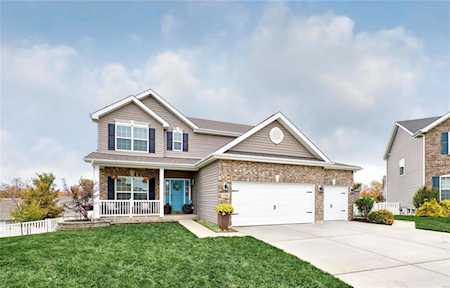 1728 Woods Mill Dr Wentzville, MO 63385