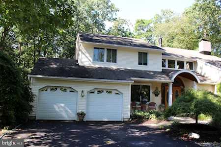 8 Heatherwood Ct Medford, NJ 08055