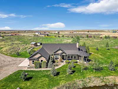 146 Parker Gulch Rd Shoshone, ID 83352