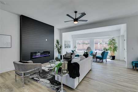 2913 Abercorn Dr Las Vegas, NV 89134