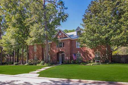 1611 Sheltering Oaks Ln Kingwood, TX 77345