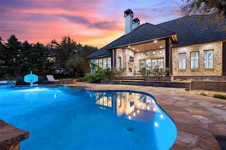 17600 Flagler DR Austin, TX 78738