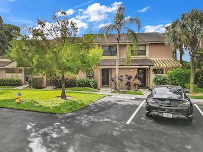 3783 N Carambola Cir N #2811 Coconut Creek, FL 33066