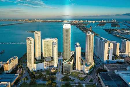 488 NE 18th St #2805 Miami, FL 33132