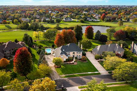 10746 Wentworth Dr Naperville, IL 60564