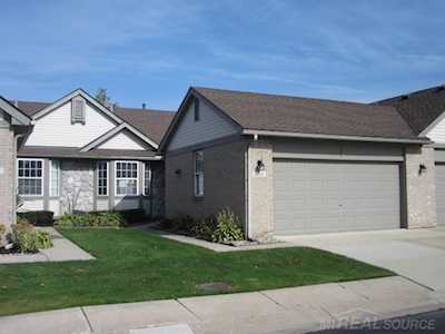 16181 Scenic St Clinton Township, MI 48038