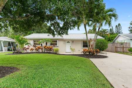 212 W Whitney Drive Jupiter, FL 33458