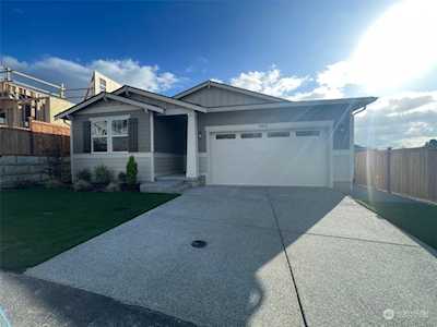 9413 S 237th St #Lot02 Kent, WA 98031