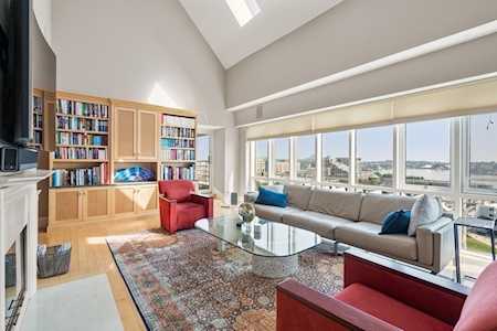 197 Eighth St #PH212 Boston, MA 02129