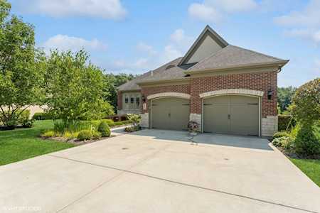 8031 Savoy Club Ct Burr Ridge, IL 60527