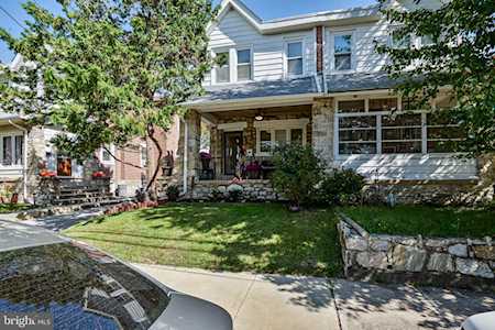 81 Ridley Ave Sharon Hill, PA 19079