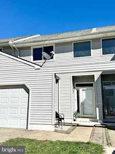 20 Orourke Ct Newark, DE 19702