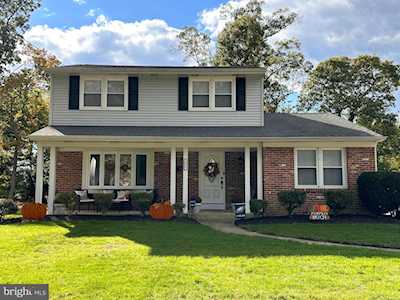 206 Chatham Rd Blackwood, NJ 08012