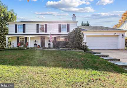 9112 Paddock Ln Potomac, MD 20854