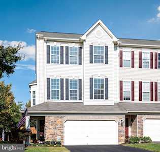 25163 Hummocky Terrace Aldie, VA 20105