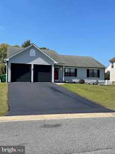 213 York Dr Smyrna, DE 19977