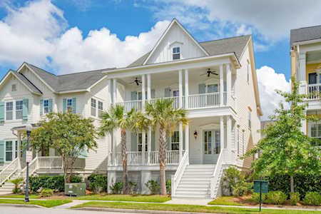 1647 Pierce Street Charleston, SC 29492