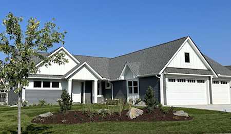 11291 Latrobe Lane N Lake Elmo, MN 55042
