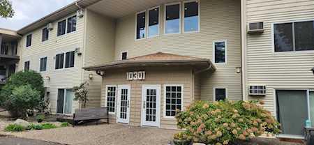 10301 Cedar Lake Road #216 Minnetonka, MN 55305