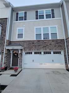 1424 Chateau Place Avon, OH 44011