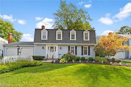 3365 Palmer Dr Rocky River, OH 44116