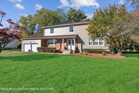 89 Old Post Rd Freehold, NJ 07728