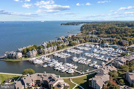 2100 Chesapeake Harbour Dr #102 Annapolis, MD 21403