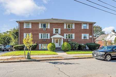 108 Decatur St #11 Arlington, MA 02474