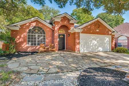 2816 Ridgemere Drive Flower Mound, TX 75028