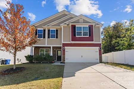 112 Kingsway Dr Mooresville, NC 28115